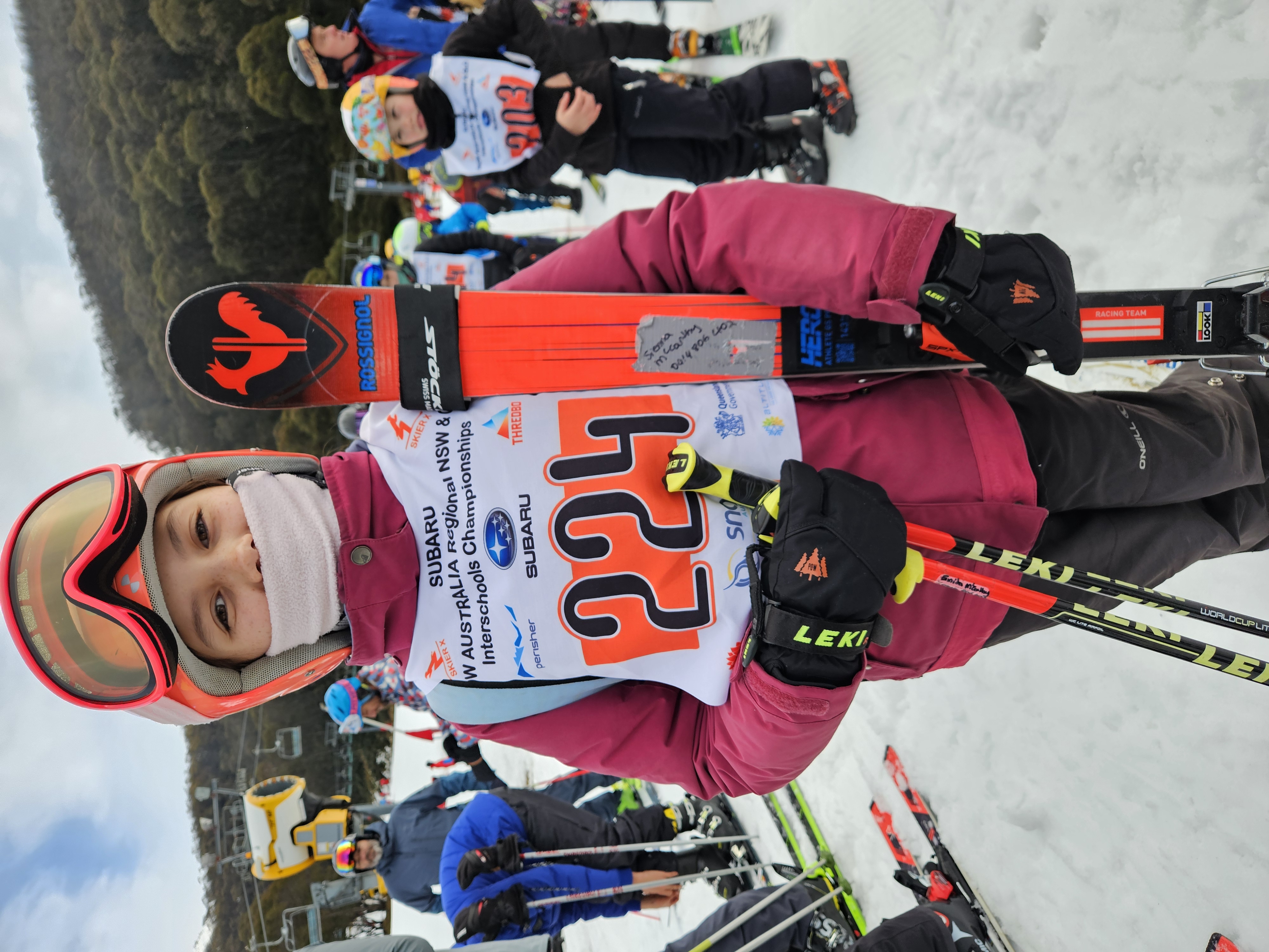 20240709_082337_Sienna_skis.jpg